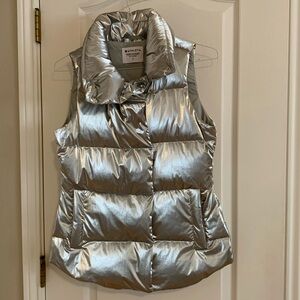 Athleta Downtown Metallic Puffer Vest. Size S
